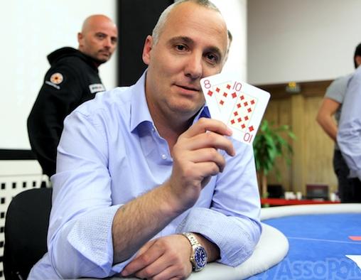 Vesko Gardašević sa pobedničkom rukom