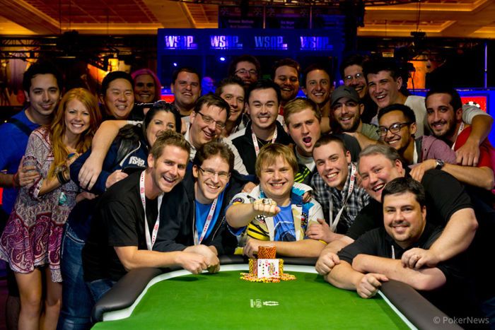 PokerNews Editor Chad Holloway Wins 2013 WSOP Bracelet in Event #1! 106