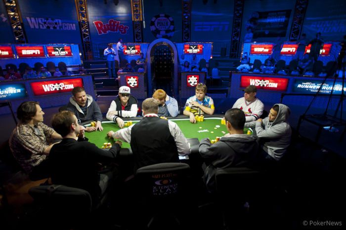 PokerNews Editor Chad Holloway Wins 2013 WSOP Bracelet in Event #1! 101