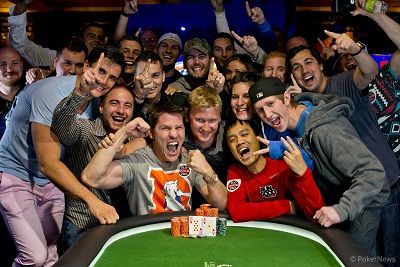 WSOP 2013 Dia 5: Gorodinsky e Beauprez Vencem; Alexandre Correa é o Brasil no Dia 3 do... 101