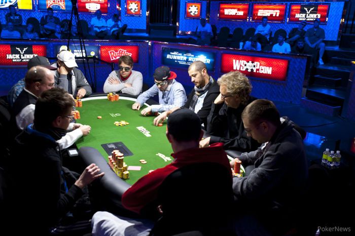 WSOP 2013 Dia 13: Polychronopoulos Vence o Evento #17; Dois Brasileiros Avan?am no Evento... 101