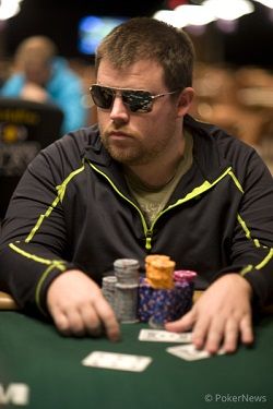 Eric Crain Explains Hand Equity and Bluffing in Omaha Hi-Low 8-or-Better 101
