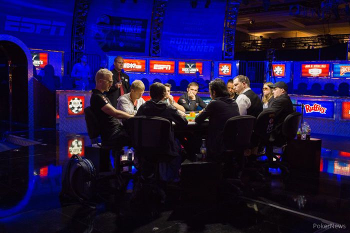 WSOP 2013, ziua 14: Davidi Kitai și Taylor Paur își trec numele între campioni 102