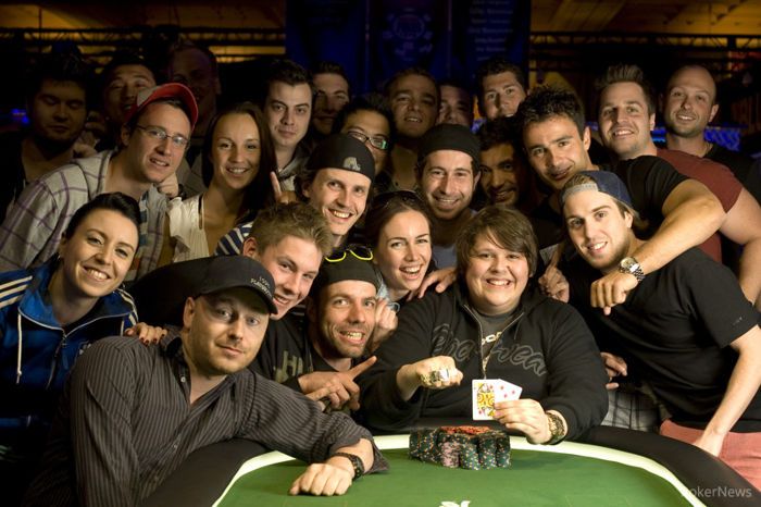2013 World Series of Poker Day 20: Two Bracelets Awarded; Schneider Eyes Another Title 102