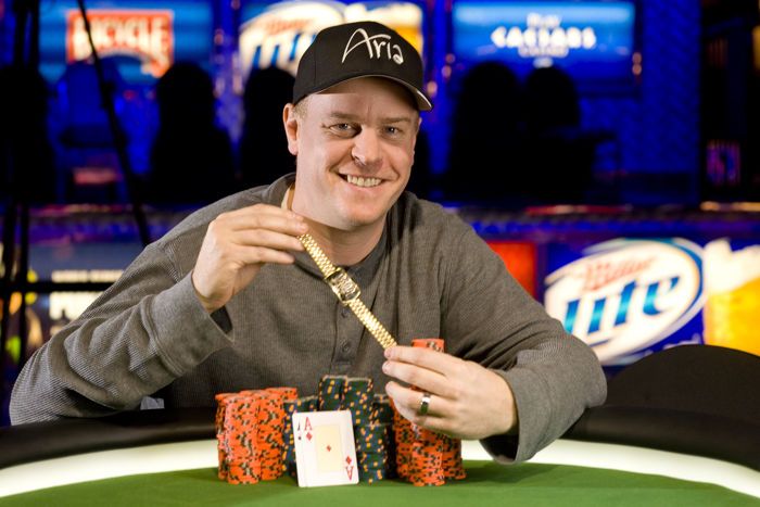 Mantas Visockis pasiekė apmokamas vietas WSOP Shootout turnyre; Daugiau naujienų iš WSOP 101