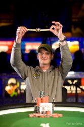 WSOP events 40 & 41 : Un premier bracelet pour Steve "gboro780" Gross 101