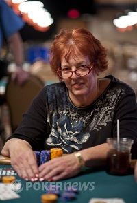 Linda Johnson y Daniel Negreanu debate sobre los cambios del Poker y reglas del torneo 101