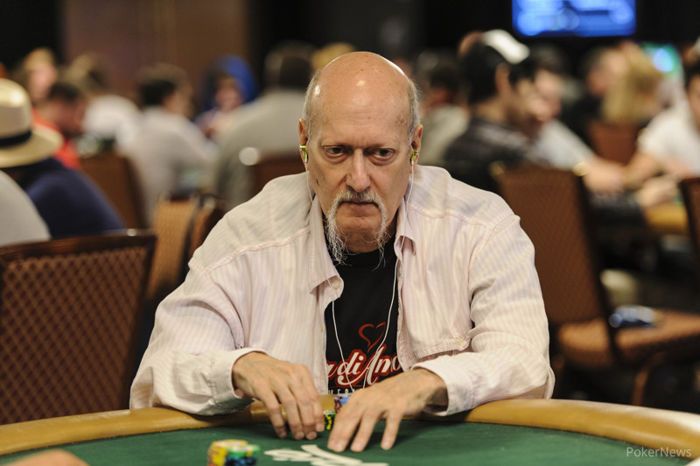 Five-Way All In Highlights Most Interesting Hands from Day 1 of WSOP Main Event 102