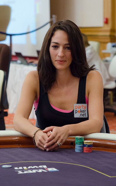World Poker Tour Cipro Day1b: Samaha al comando, resiste Kara Scott 101