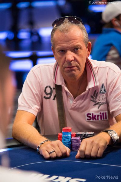 Payment Company Skrill Making Presence Known During the EPT Barcelona Main Event 109