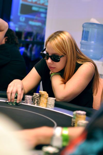 4 Lusos no Dia 2 do Main Event World Series Of Poker Europe 101