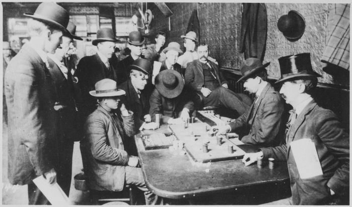 Faro at the Orient Saloon, Bisbee, Arizona, ca. 1900; note the "case keeper" sitting on the left (photo courtesy U.S. National Archives and Records Administration)