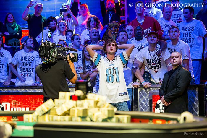 2013 World Series of Poker Main Event Final Table Photo Blog 121