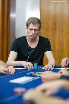 Ola "Odd_Oddsen" Amundsgard Offering Politicians One Million Norwegian Kroner Freeroll 102