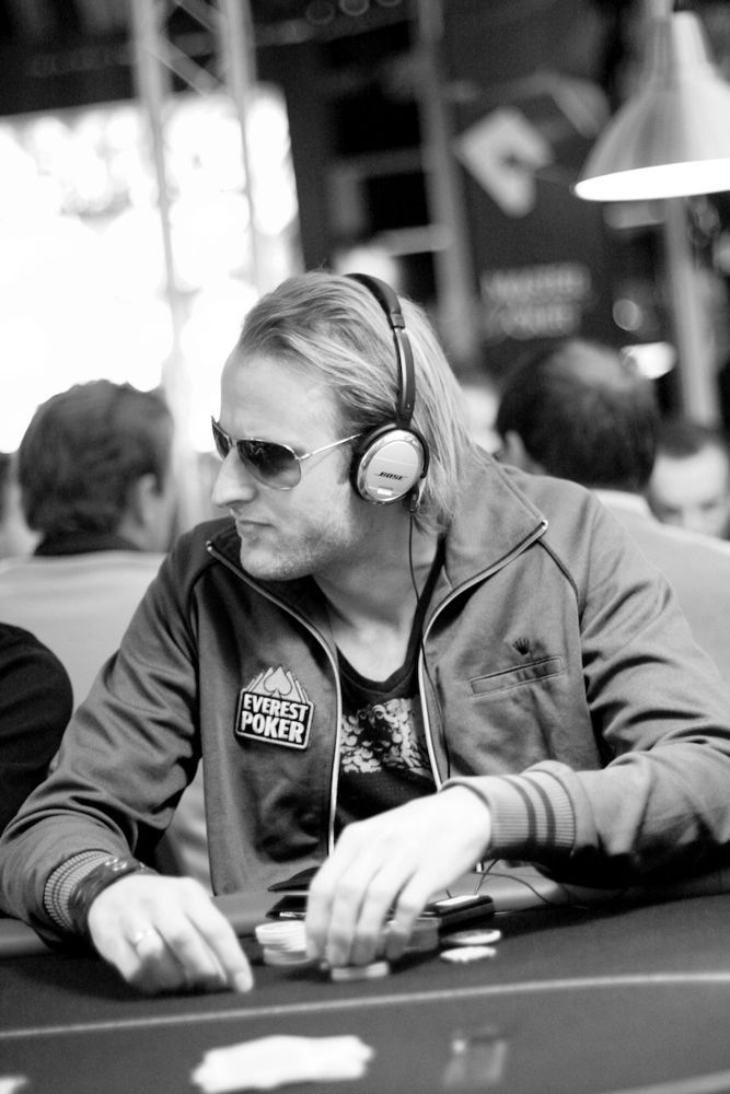 Life after Poker – yogadocent Sijbrand Maal 104