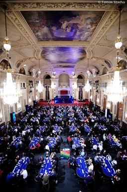 Eureka Poker Tour Vienna: record di 457 iscritti nel day 1a! Gerald Karlic davanti 101