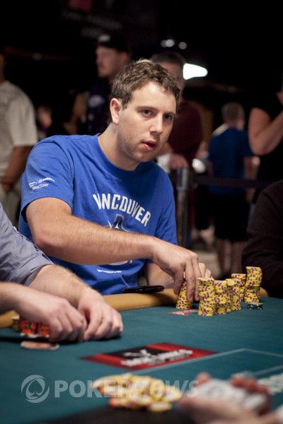 Jonas Mackoff, Quietly Scooping Tournaments from Vancouver 101