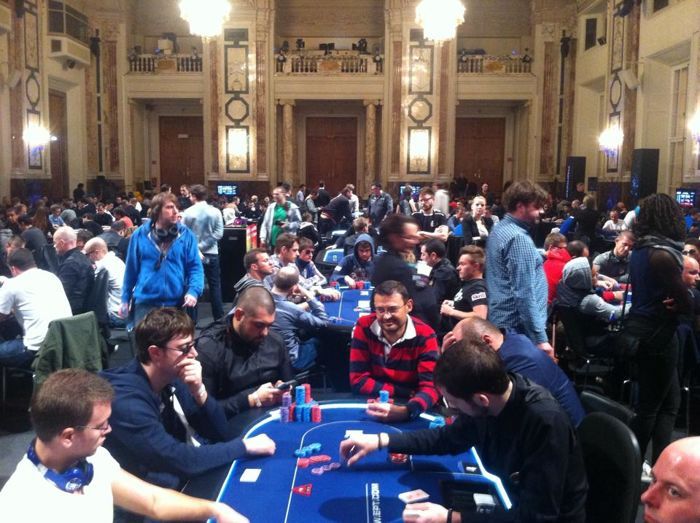 Симеон Найденов 4-ти по чипове след Ден 3 на EPT Виена 101