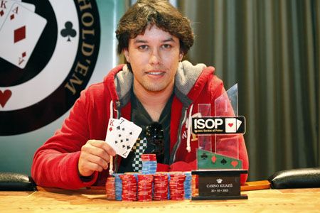 Dowgh-Santos Comanda Grandes Forras no PokerStars 104