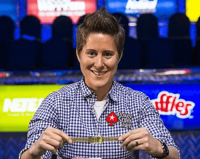 Poker, deporte mental que exige mucha preparación. 101