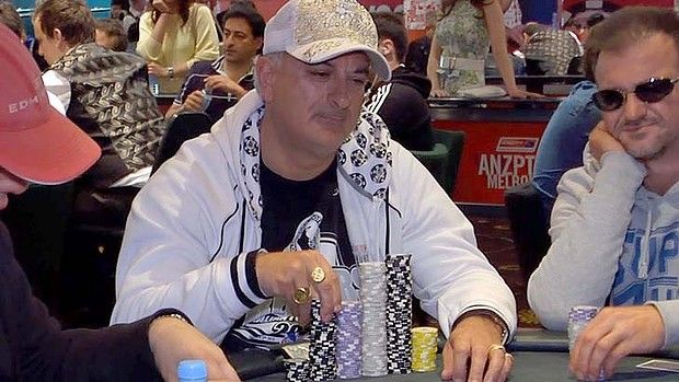 Avstralski pokeraš s prevarami in lažmi banke opeharil za 100 milijonov 101