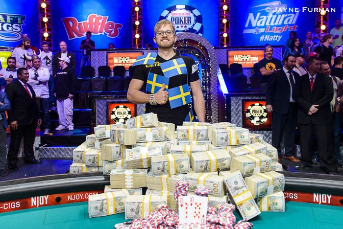 2014 World Series of Poker Main Event - Van Hoof 3e (.806.402), Jacobson wint (.000.000) 101