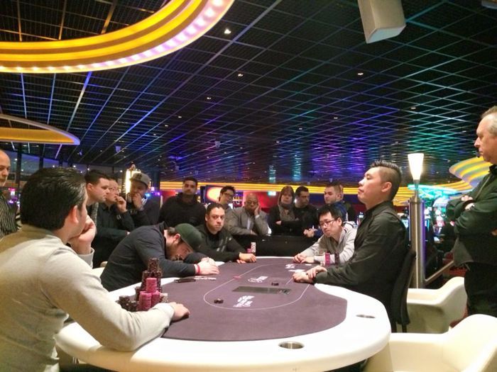 PokerNews Boulevard: Tjauw Foe wint High Roller in Utrecht, Jaka is een nomade, en meer... 102