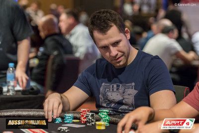 Jan Suchánek je třetí v průběžném pořadí Aussie Millions .600 Main eventu 102