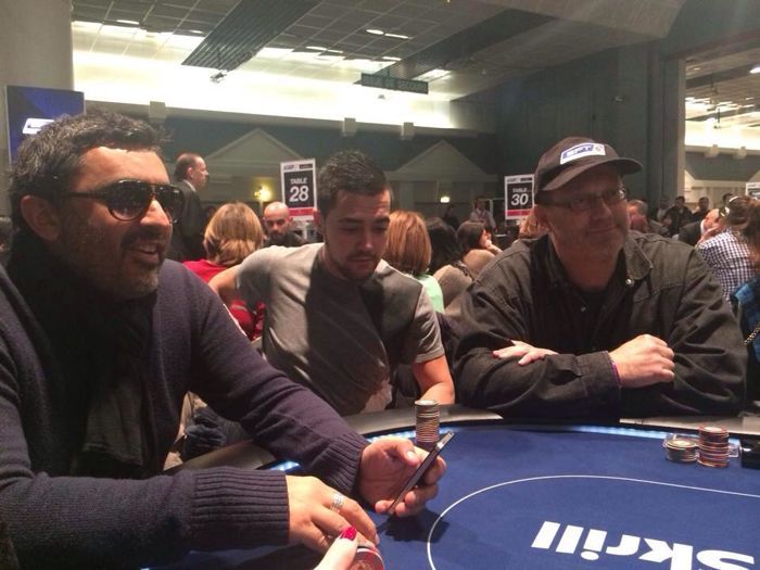 Tweet Tweet Bad Beat - Doyle Brunson houdt niet van transgenders en tumult om 22 heren in... 102