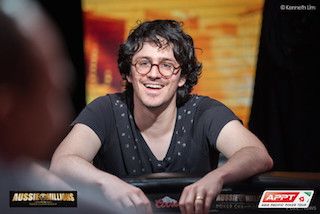 Poker online : Sur la trace de Gus Hansen, Phil Ivey se cagoule d'un million en 14 jours ! 101