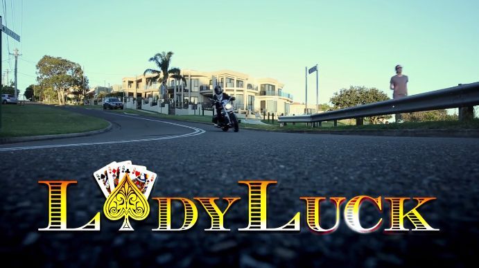 Court Métrage Poker : Lady Luck de Ren Thackham 102