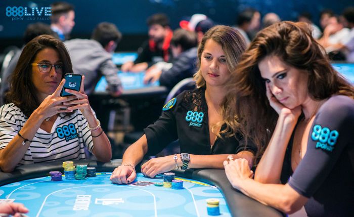 Tricky Spot with Top Pair for Leo Margets at 888Live Poker Festival 102