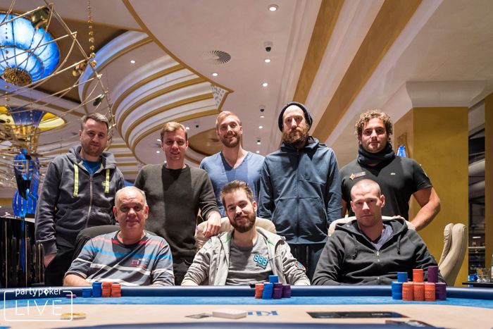 €25,000 High Roller Final Table