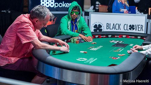 Dara O'Kearney versus Upeshka Da Silva in a 2015 WSOP $1,500 Event