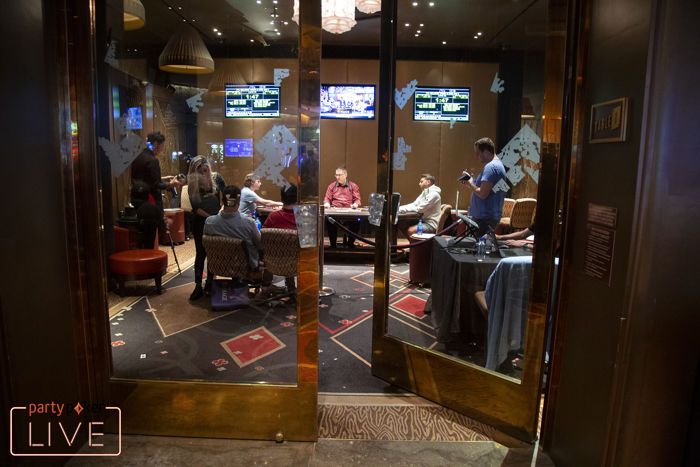 Heads-up between Tom Marchese (left) and Jeremy Ausmus (right) in Aria's Table 1 room