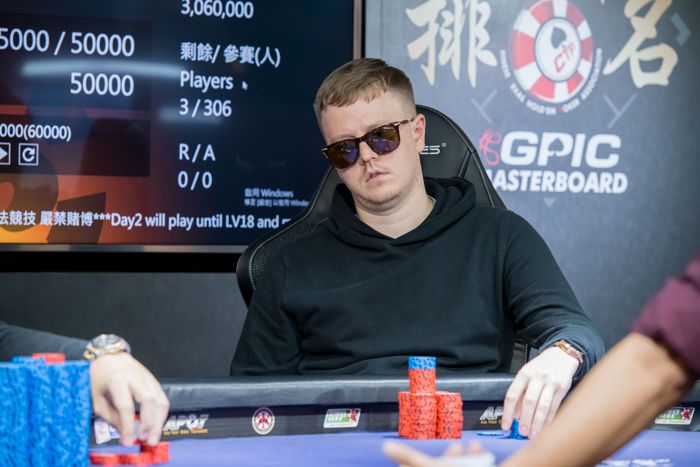 Alex Lindop Eliminated in 3rd Place For TWD 739,700 ($23,600)