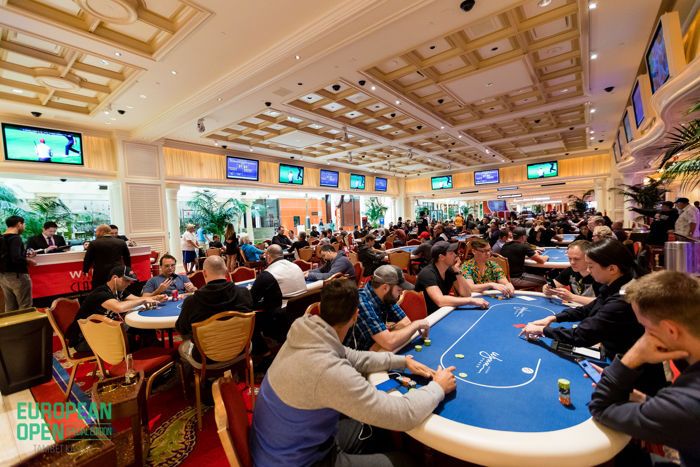 Wynn Poker Room in December 2019