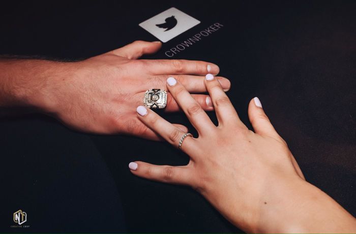 Jorryt van Hoof and fiancée Sophie show off their rings
