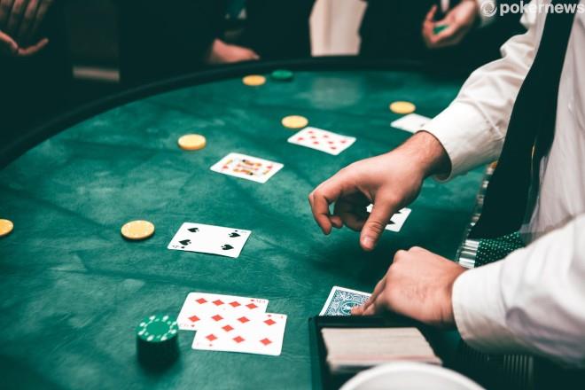 how much do blackjack dealers get paid