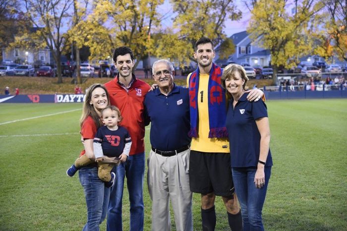 Justin Saliba & his family. (Image c/o Justin Saliba)