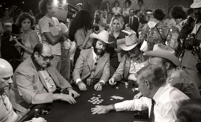 Doyle Brunson and Crandell Addington in the WSOP. (Image: Ulvis Alberts)