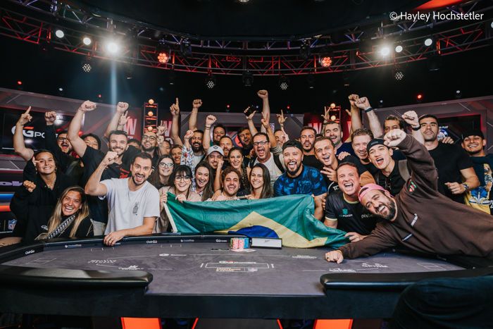 Joao Simao Takes Down Second Bracelet For $686,242 In $5,000 No-Limit  Hold'em/Pot-Limit Omaha