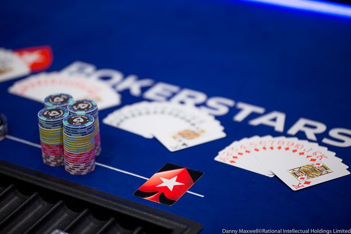 Memotong Kartu - Logo PokerStars