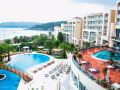 Splendid pool