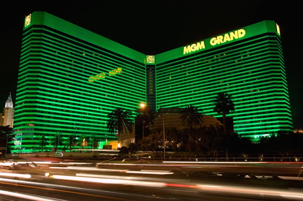 Las Vegas, Macau Help MGM Post Best Quarterly Results Since 2008 ...