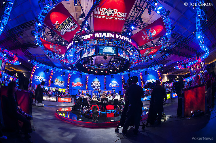 How To Play Live Poker Tournaments