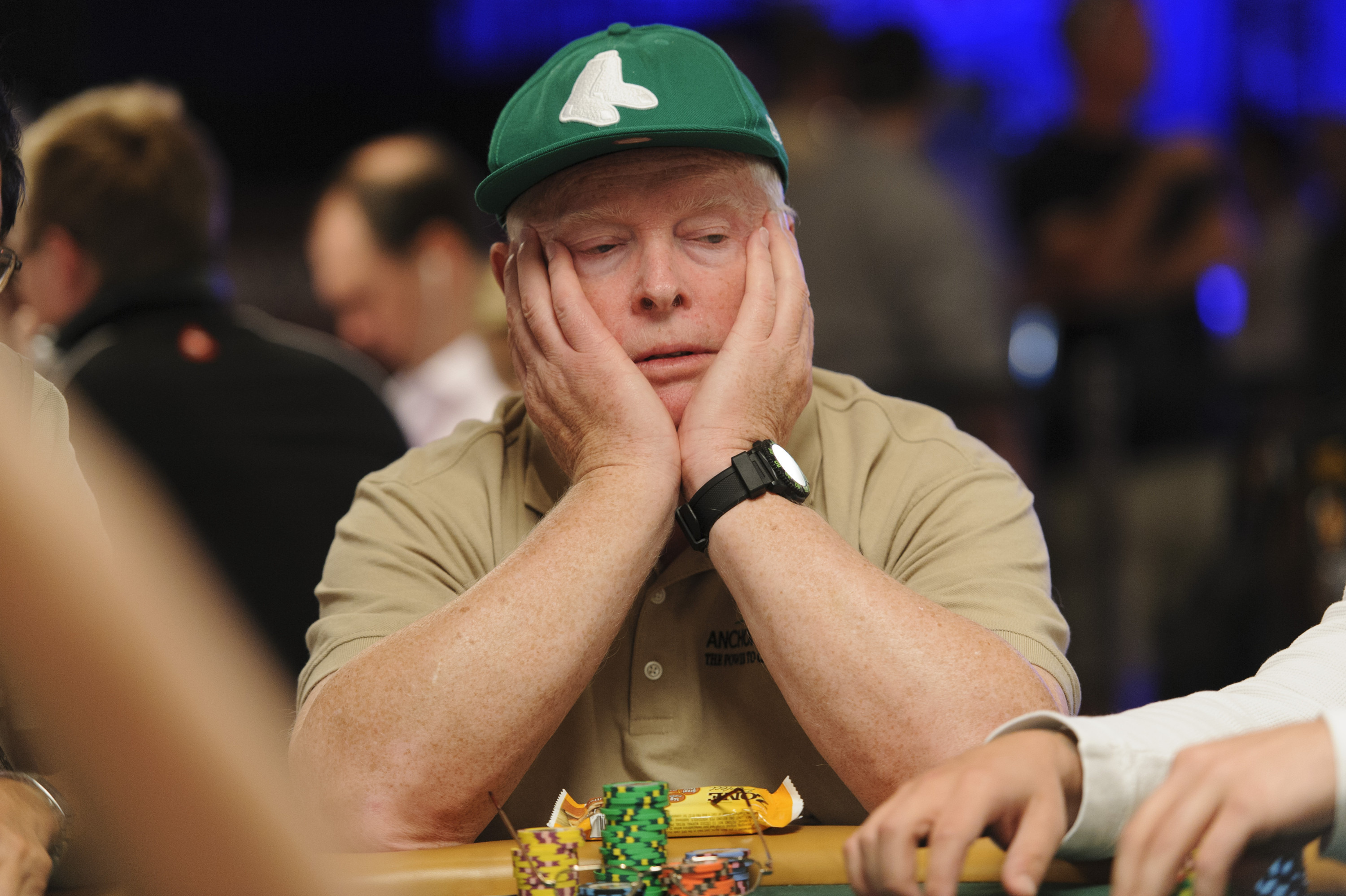 Holdem squeeze play