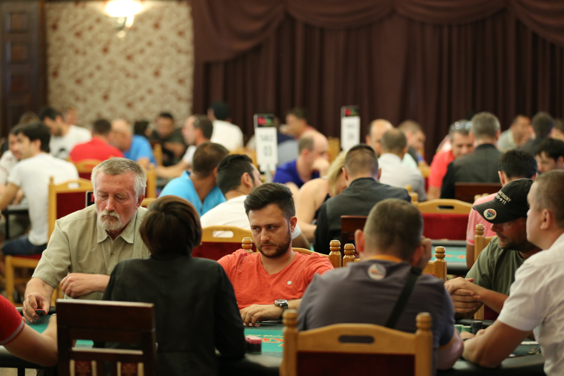 Forum poker romania