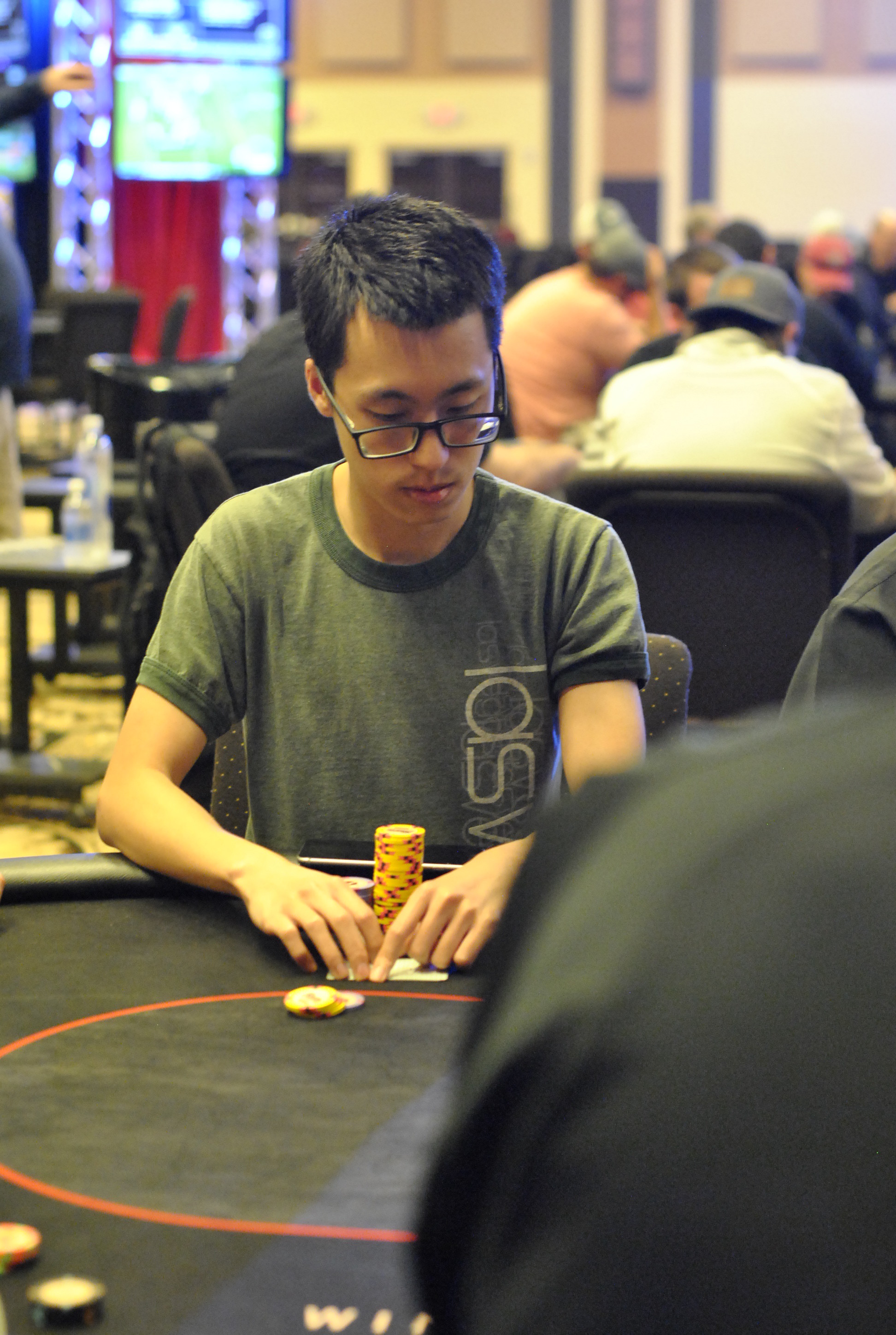 Winstar River Poker Series Mike Wang Tops Day 1B Field 2.5 Million