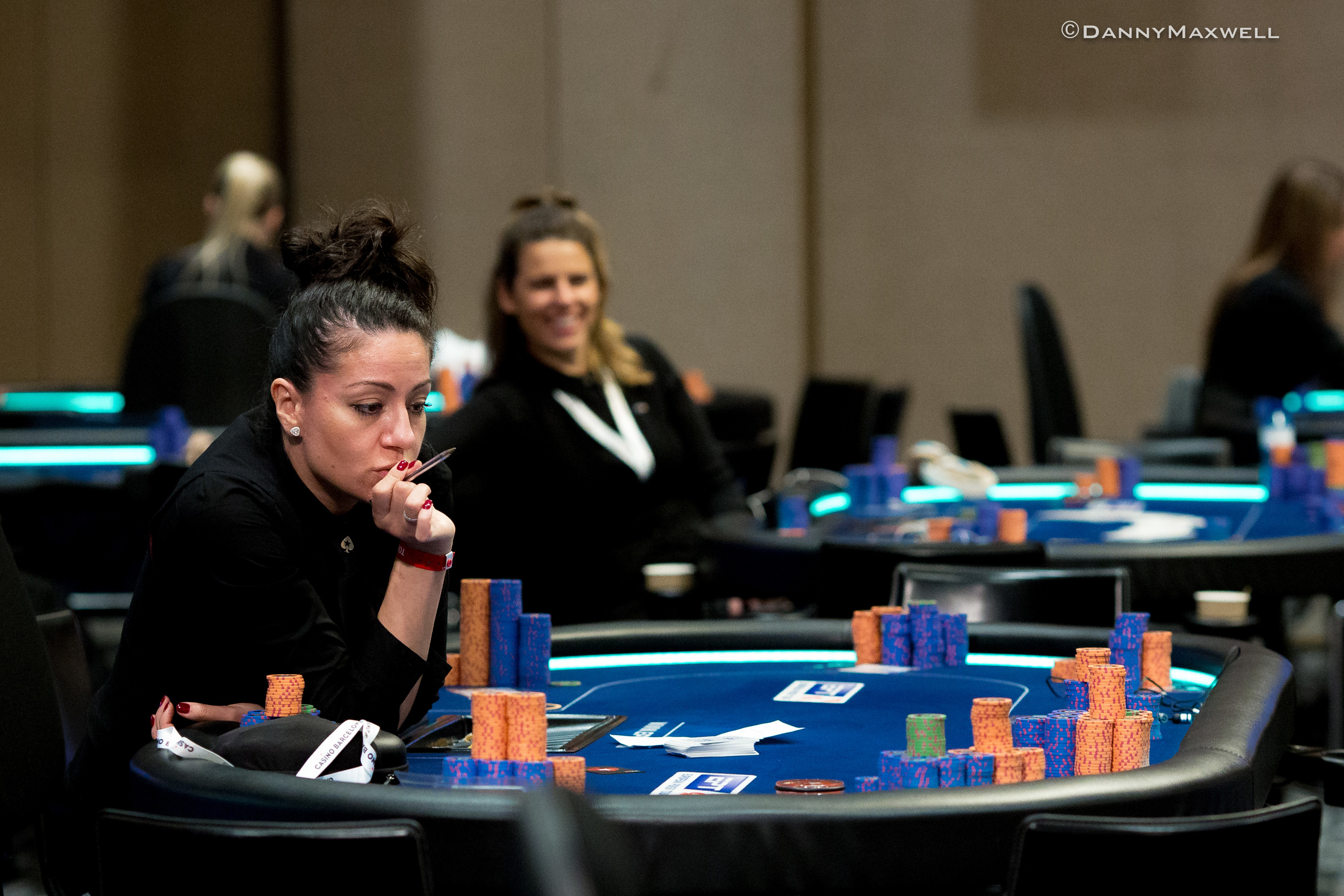 El poker es suerte o estrategia